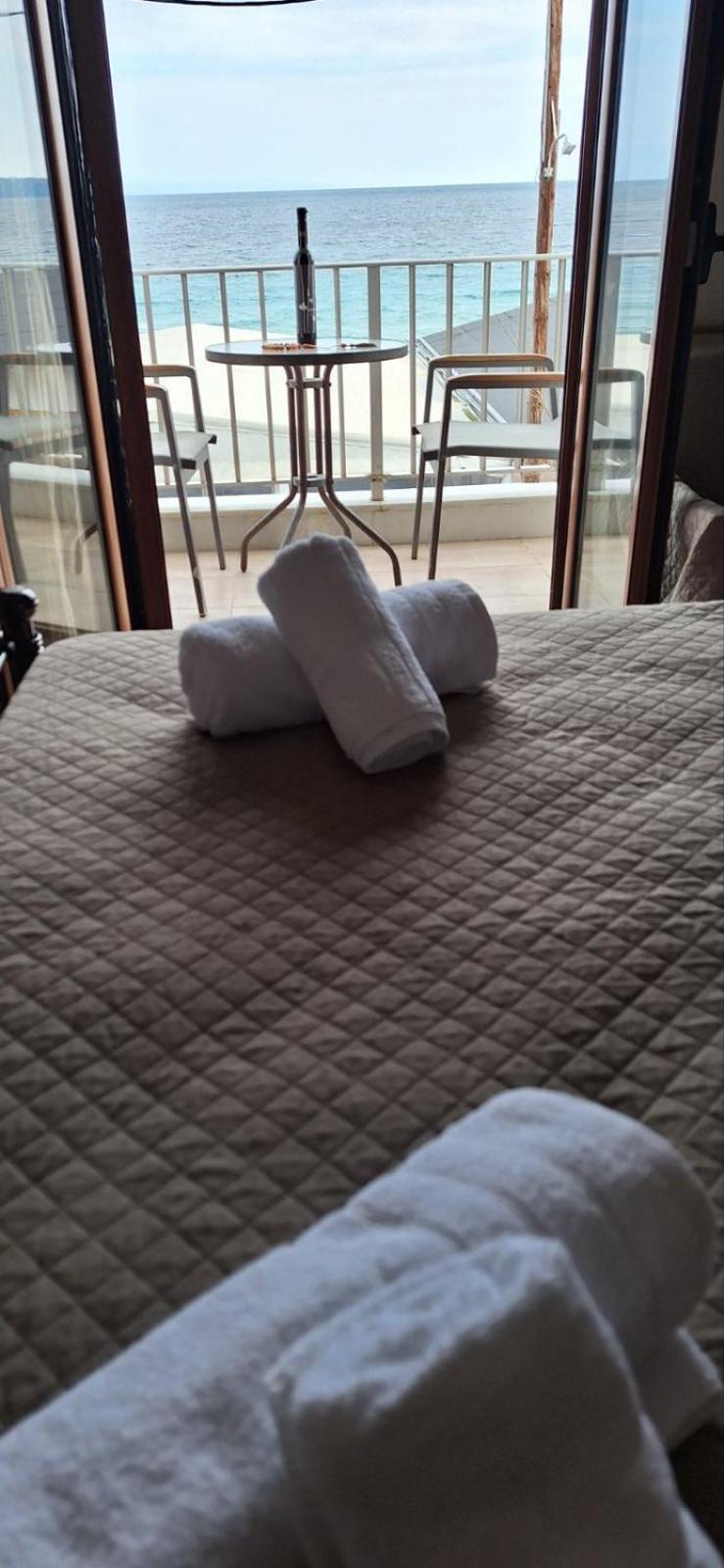 Diolkos Apartement Nea Roda Cameră foto